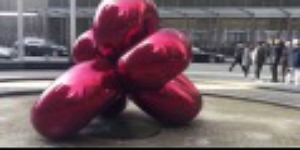 Jeff Koons Balloon Flower (Red)