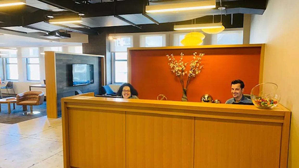 2 Park Avenue Reception Desk